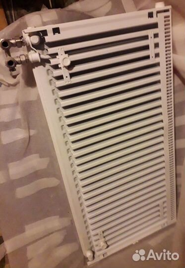 Новый радиатор отопления Purmo+термоголовка Danfos