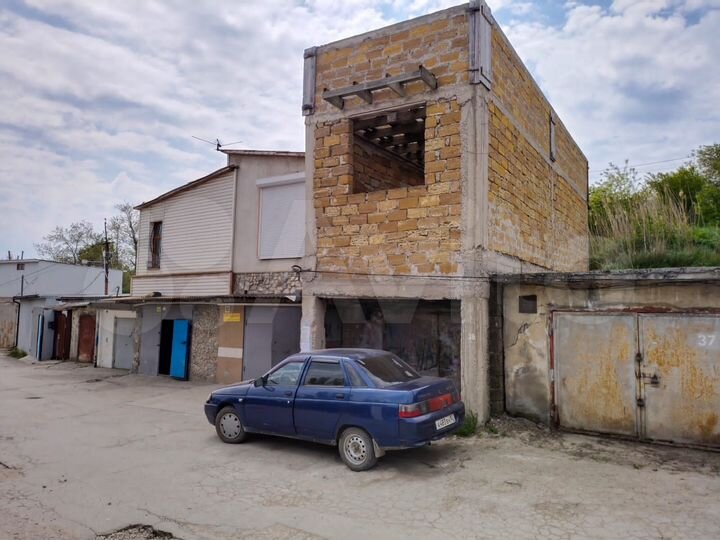 Гараж