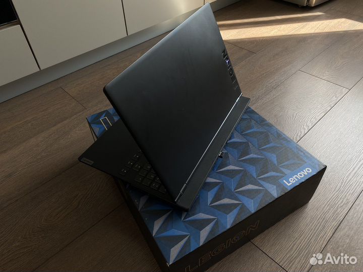 Lenovo Legion y540 15irh / 16гб / 512 гб / 1660 ti