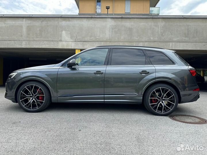 Audi Q7 3.0 AT, 2024, 30 км