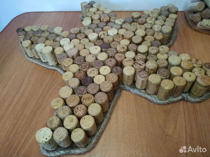 Декор из винных пробок