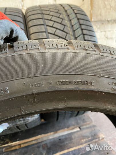 Continental ContiWinterContact TS 860S 275/35 R20 и 285/35 R20