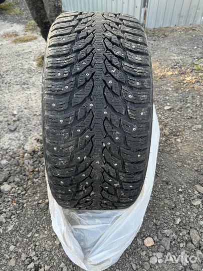 Nokian Tyres Hakkapeliitta 9 285/40 R21