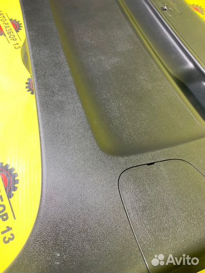 Обшивка крышки багажника задняя Kia Sportage QL