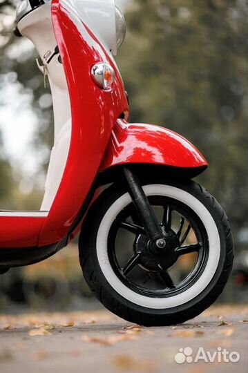 Ретро скутер/мотороллер фотосессия