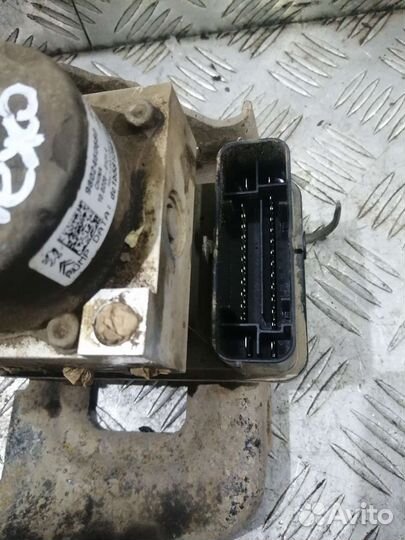 Блок ABS Peugeot 208