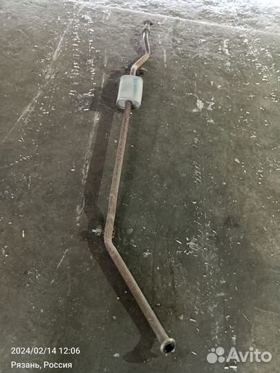 Резонатор глушителя Kia Picanto G4HE 2007