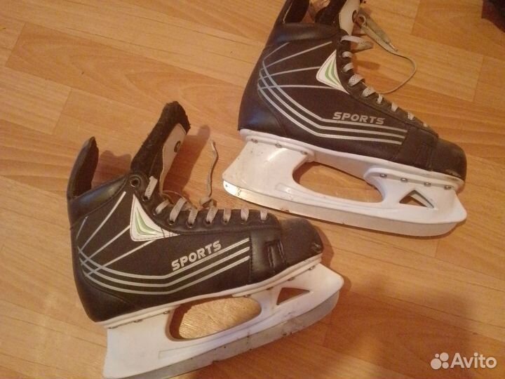 Коньки хоккейные 40размер