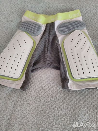 Защитные шорты WED'ZE