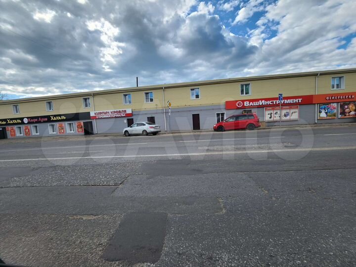 Торговая площадь, 65 м²