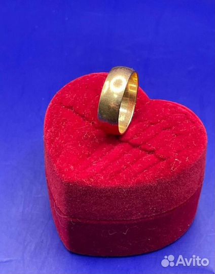 Золотое обручальное кольцо 583 пробы СССР