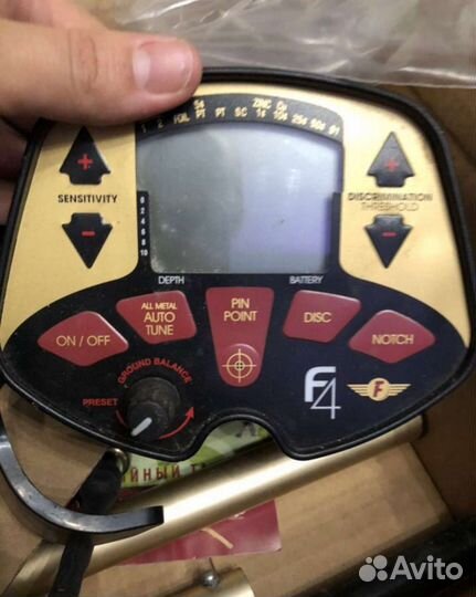Металлоискатель fisher f4