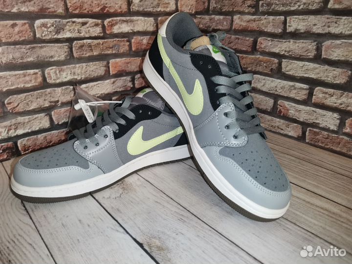 Nike air jordan 1 low travis Scott 42-44 размер