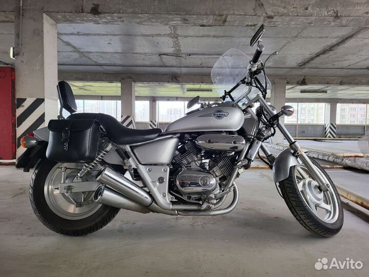 Honda Magna 250