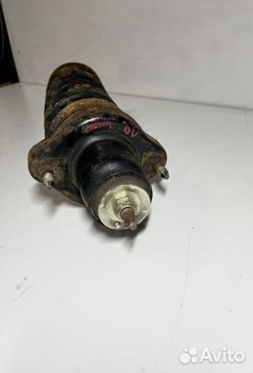 Амортизатор задний на Mitsubishi Lancer 9