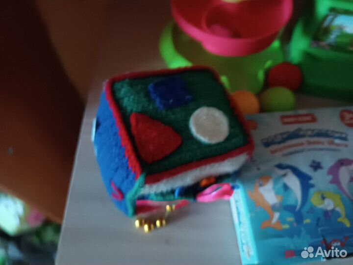 Развивающие игрушки для малышей пакетом