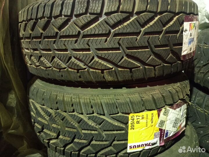 Taurus Winter 205/45 R17 88V
