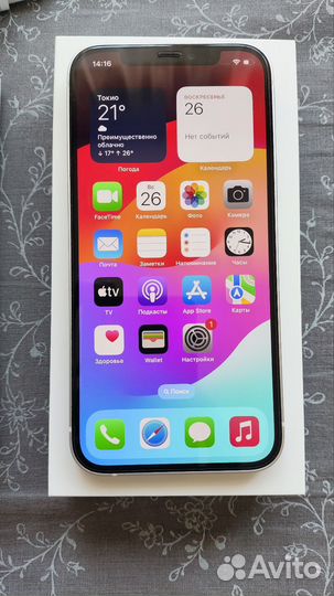 iPhone 12, 64 ГБ