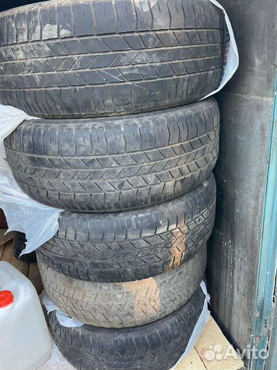 Bridgestone Blizzak Extra PM-30 275/50 R22