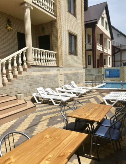 Комната 40 м² в > 9-к., 2/3 эт.