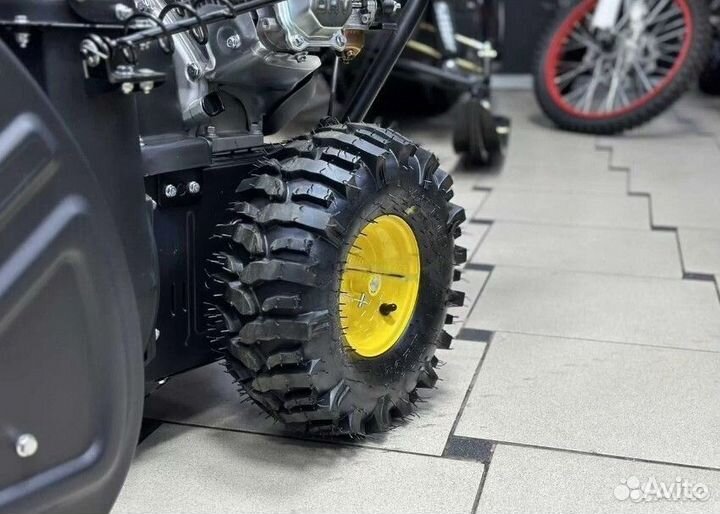 Снегоуборщик Huter SGC 4100LX Витринный 7 л.с