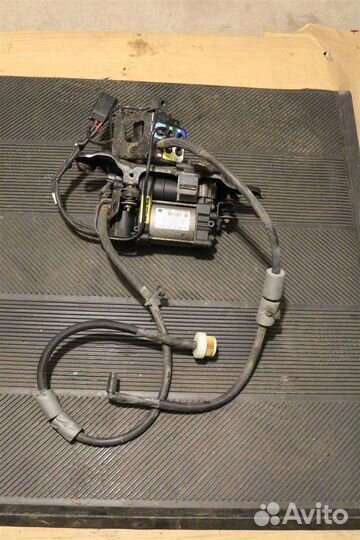 Компрессор пневматической подвески Jeep Grand Che