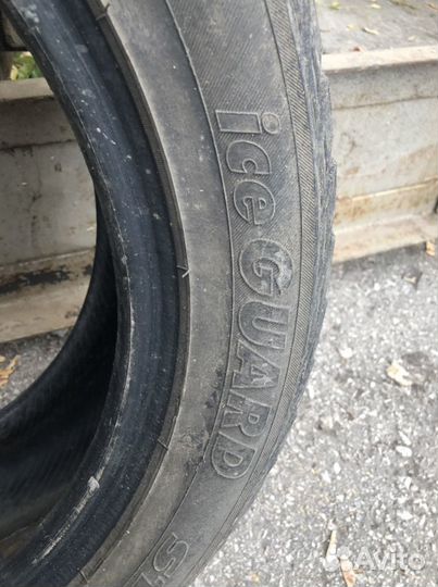 Yokohama Ice Guard Stud IG55 215/55 R17 98T