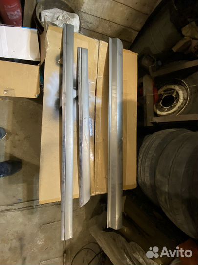 Моодинг двери Audi A8 D3 2008 года