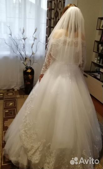 Свадебное платье