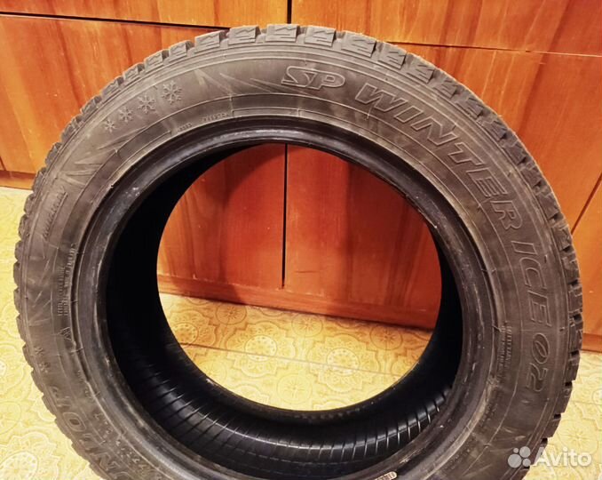 Dunlop SP Winter Ice 02 205/55 R16 94T