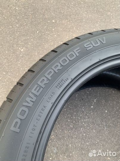 Nokian Tyres PowerProof 275/45 R21