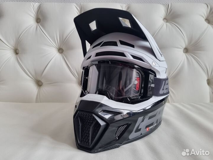 Pro Enduro Шлем Leatt Moto 8.5 Helmet Kit White