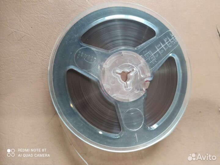 Магнитофонная катушка 10