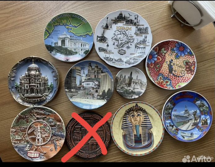 Сувенирные тарелочки