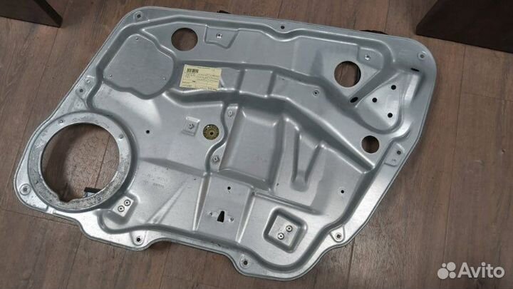 Стеклоподъемник Mercedes Gl 320 Cdi 164 642.940