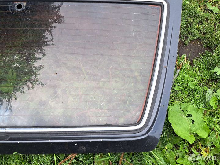 Крышка багажника на Мерседес S123 универсал