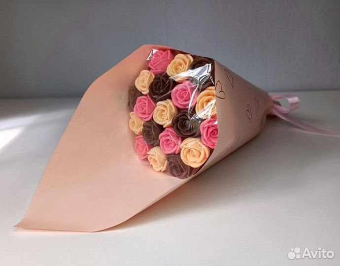 Букет - 19 Роз из Бельгийского Шоколада