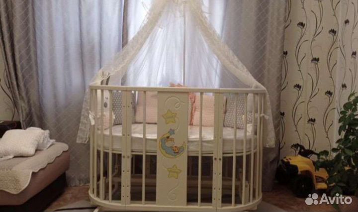 Детская кроватка