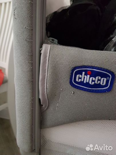 Приставная кроватка chicco next2me