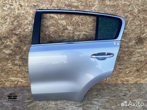 Дверь Kia Sportage 4 задняя левая в сборе