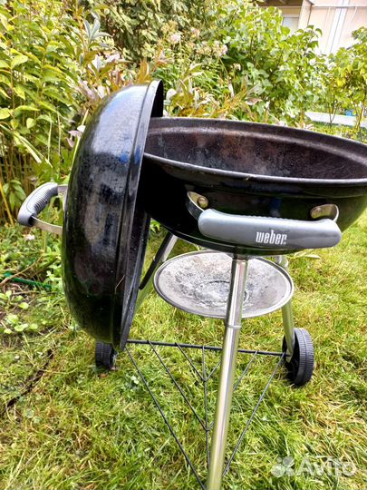 Угольный гриль-барбекю Вебер Weber