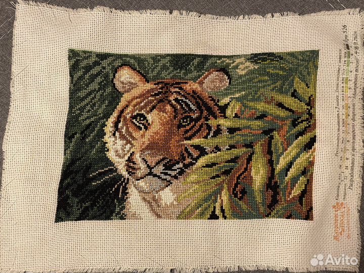 Картина вышитая крестом ручная работа