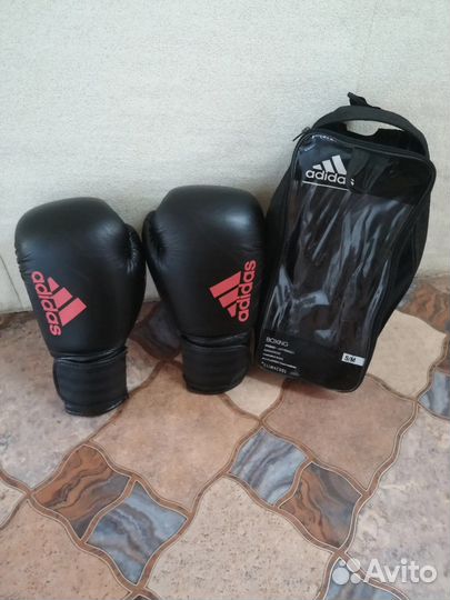 Боксерские перчатки Adidas hybrid 50 14oz