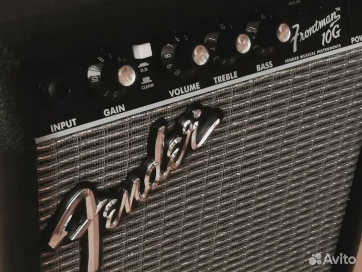 Комбоусилитель Fender Frontman 10G