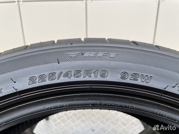Bridgestone Potenza S001 225/45 R19