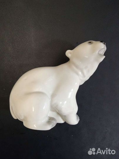 Фарфоровые статуэтки