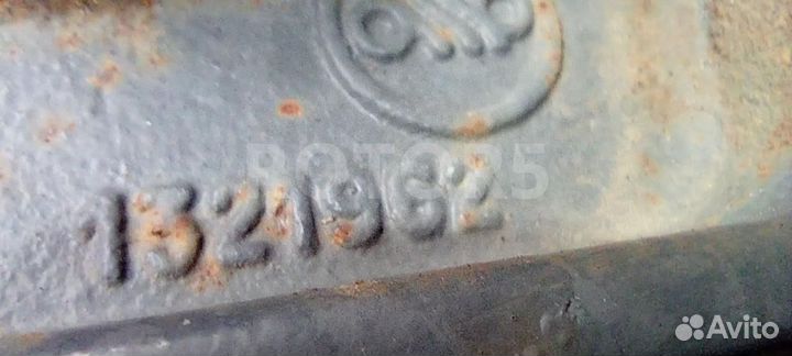 Кронштейн крепления пневморессоры правый DAF