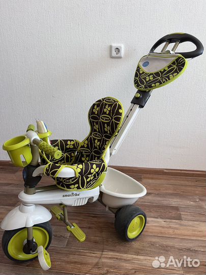 Детский трехколесный зеленый велосипед