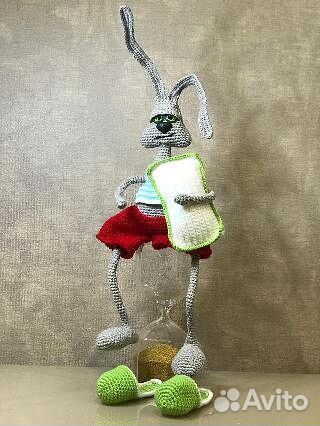 Интерьерная вязаная игрушка ручной работы
