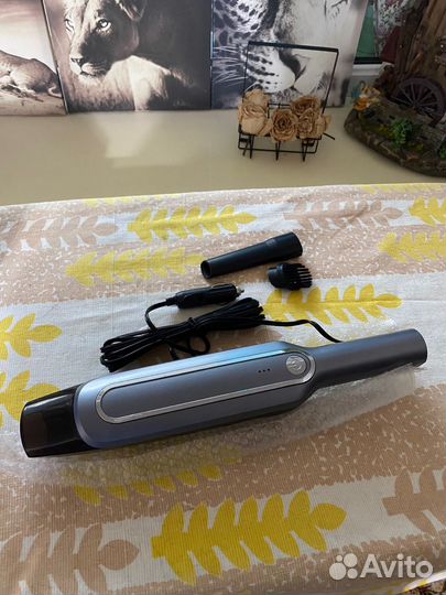 Автомобильный пылесос